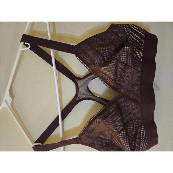 Other - Lululemon Women's Activewear Bra - Size D32